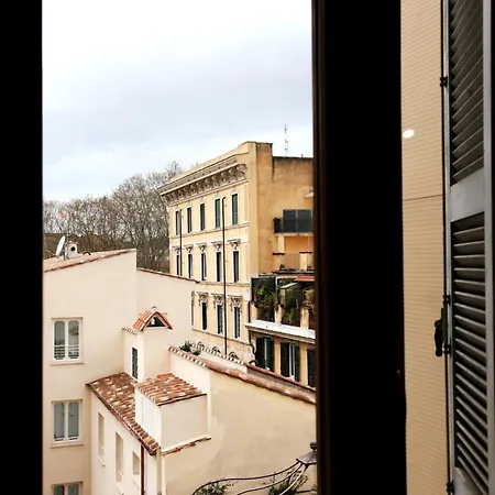 Rome, Very 2 Bedrooms 4 Beds * Rom
