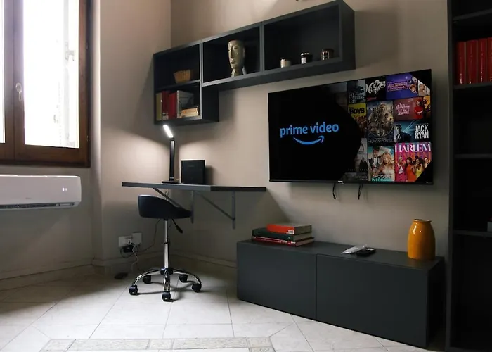 Апартаменты Rome, Very 2 Bedrooms 4 Beds