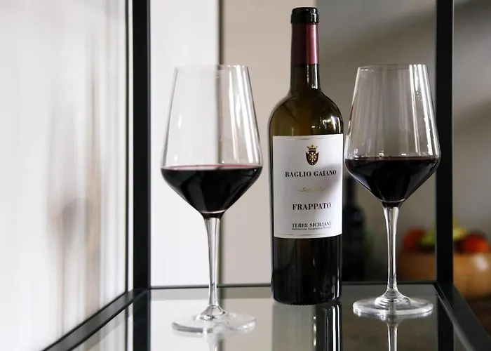 Rome, Very 2 Bedrooms 4 Beds *