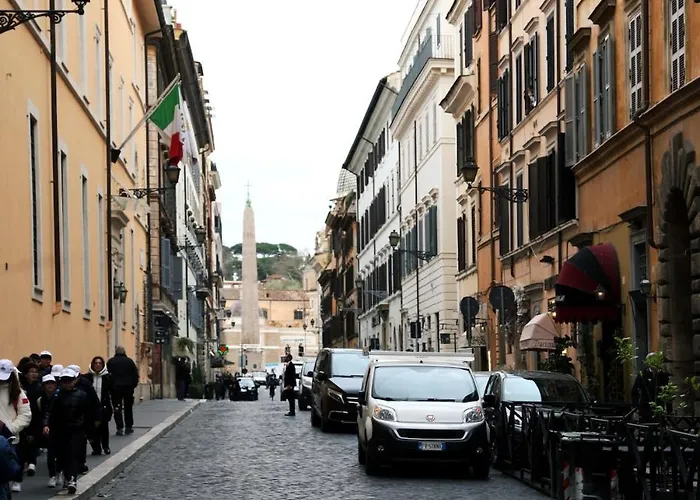 Rome, Very 2 Bedrooms 4 Beds Рим