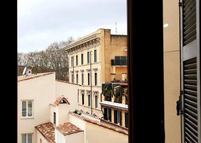 Rome, Very 2 Bedrooms 4 Beds * Рим